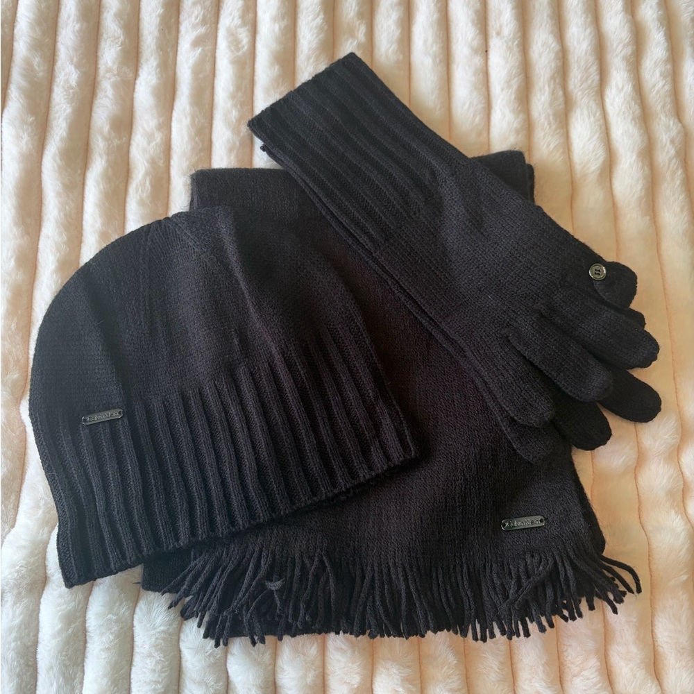 Calvin Klein Black Knit Hat, Scarf & Gloves Set